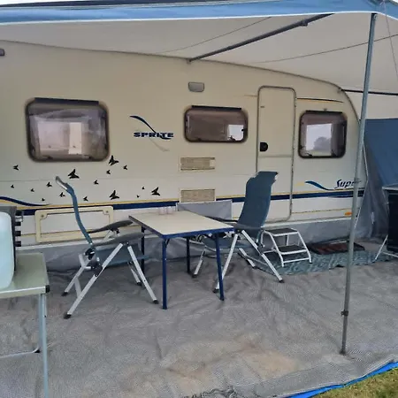 Casa de hóspedes Falsterly Glamping 3*